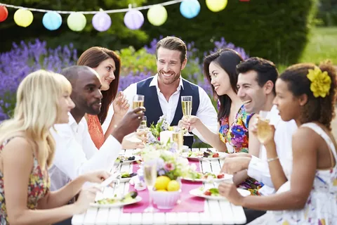 How to Host a Luxury Dinner Party